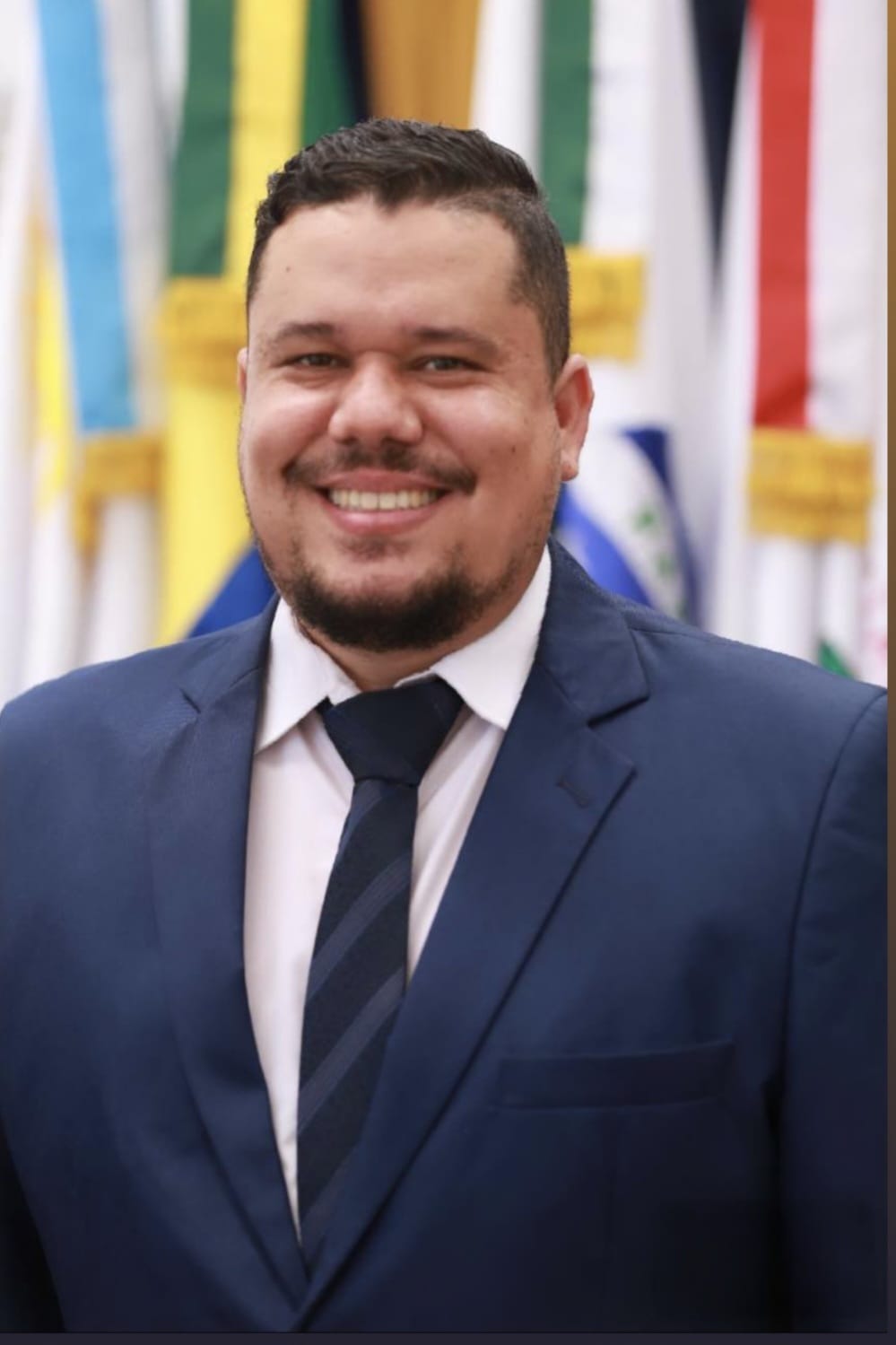 Pastor Jhonatan.jpeg